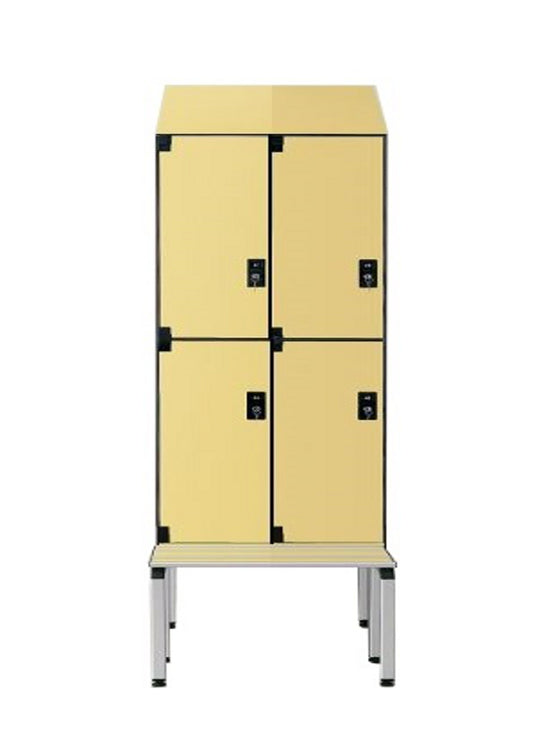 Armadio 4 posti con tetto inclinato e panca